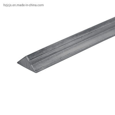 Mitglied von Chamfer Q235 Kohlenstoff-Strukturstahl-Dreiecksformstange für Vorgussbeton
